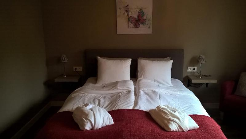 B&B Rosteline image