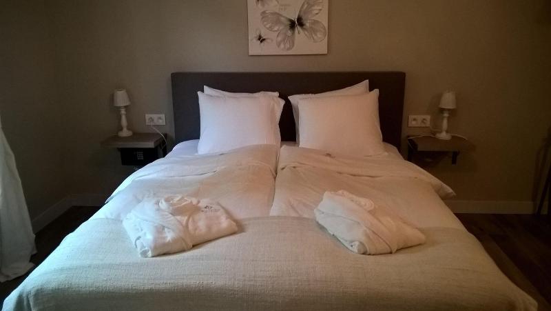 B&B Rosteline image