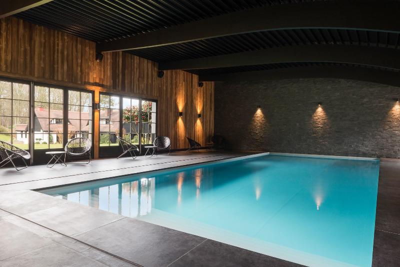 Hotel Spa Les Pins De César image
