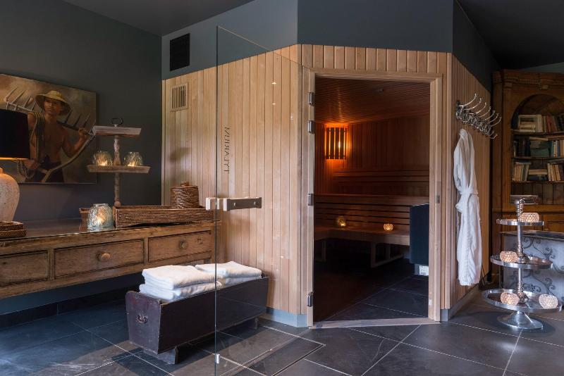 Hotel Spa Les Pins De César image