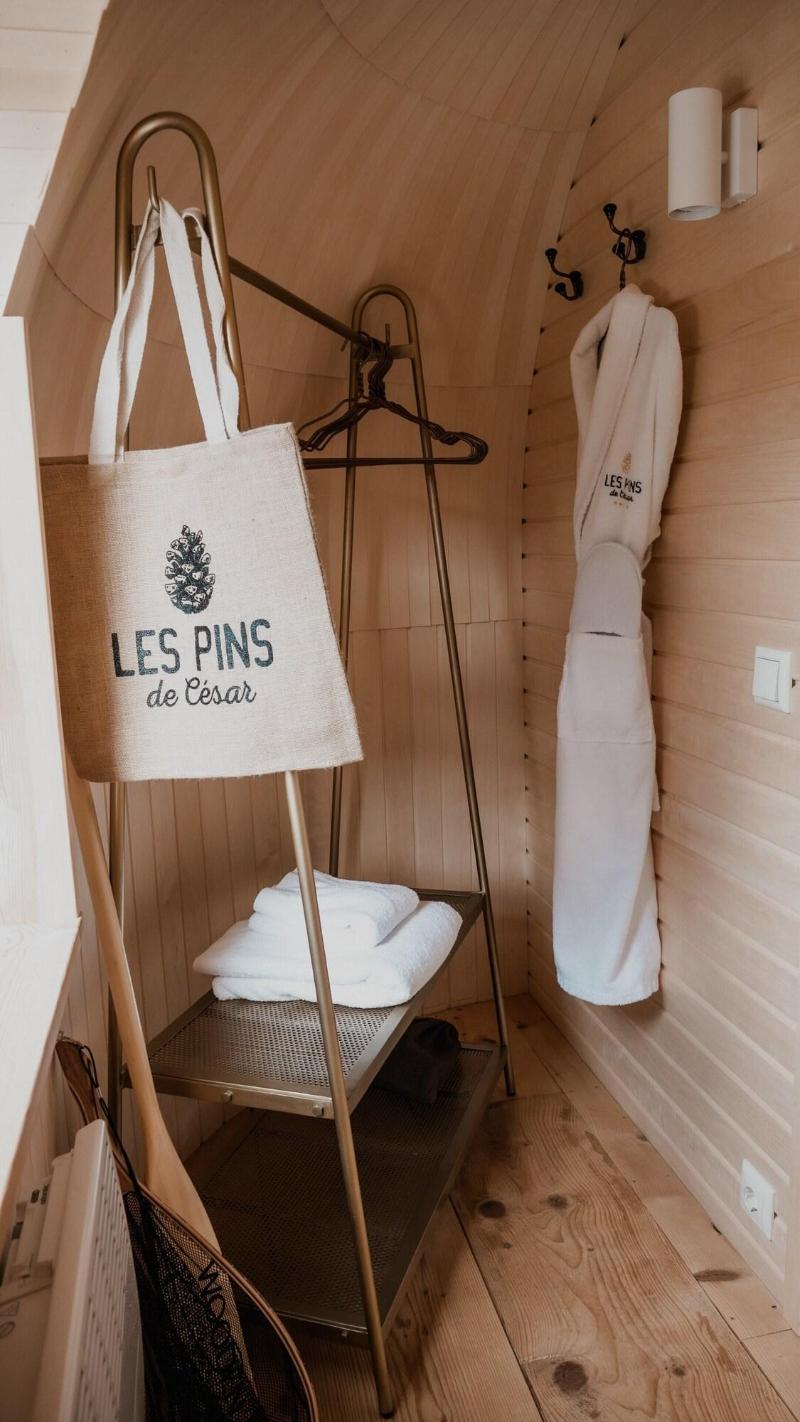 Hotel Spa Les Pins De César image