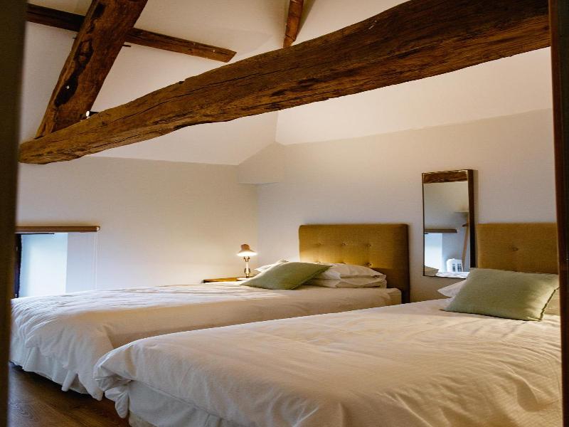 Le Manoir De La Vieille Douve image