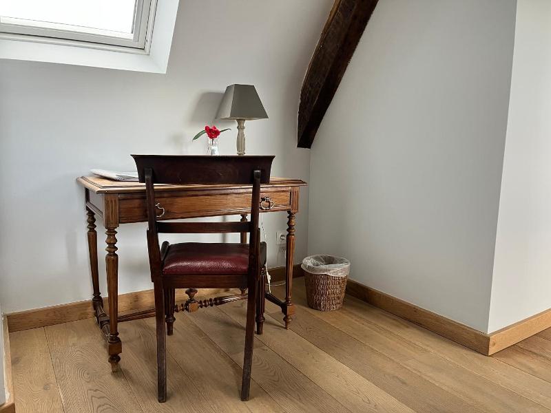 Le Manoir De La Vieille Douve image