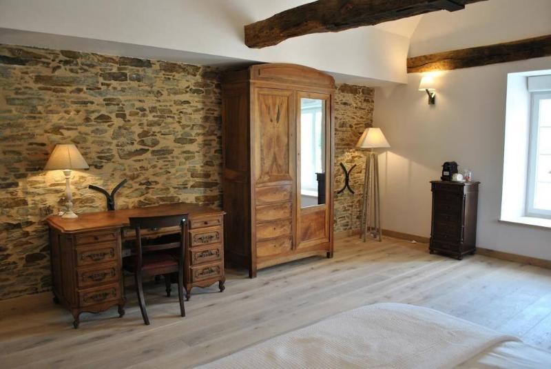 Le Manoir De La Vieille Douve image