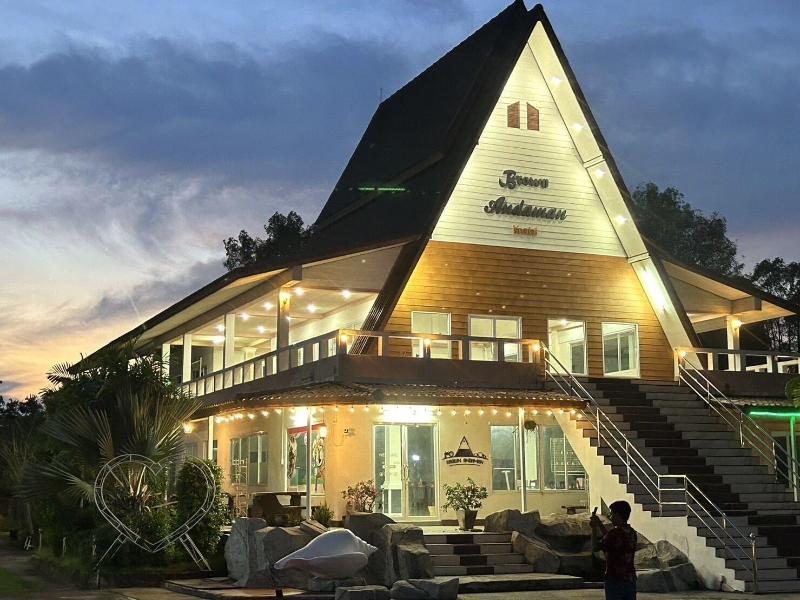 Brown andaman  krabi image
