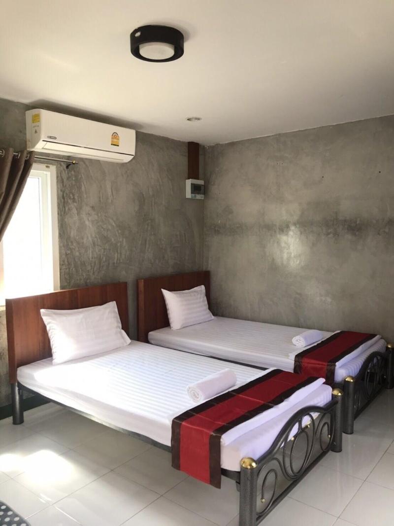 Brown andaman  krabi image