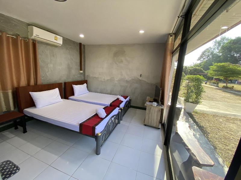 Brown andaman  krabi image