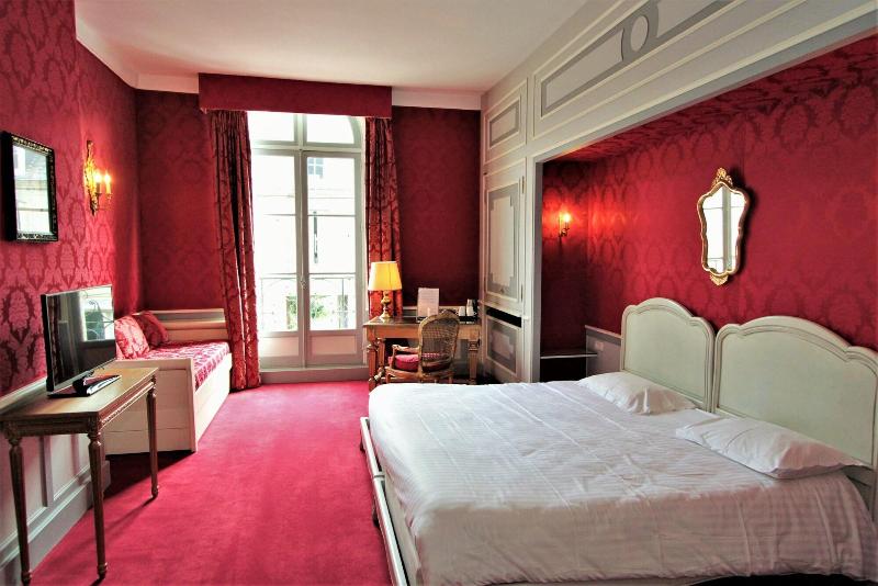 Hotel Le Regent image