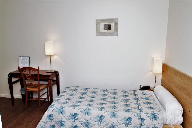 Hotel Le Regent image