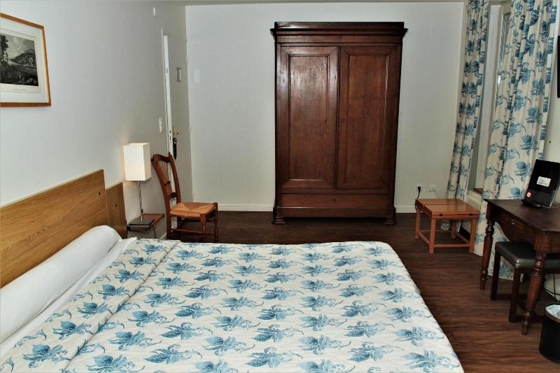 Hotel Le Regent image