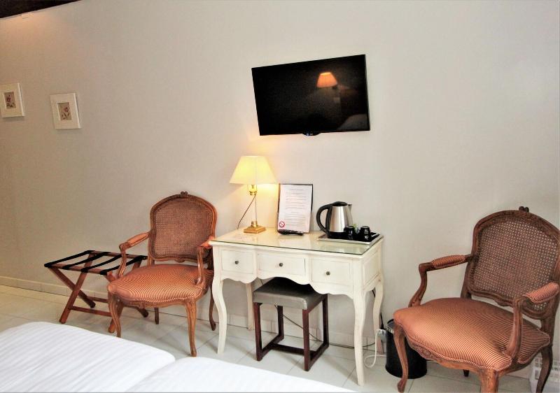 Hotel Le Regent image