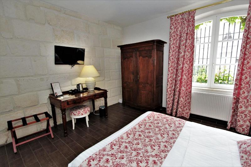 Hotel Le Regent image