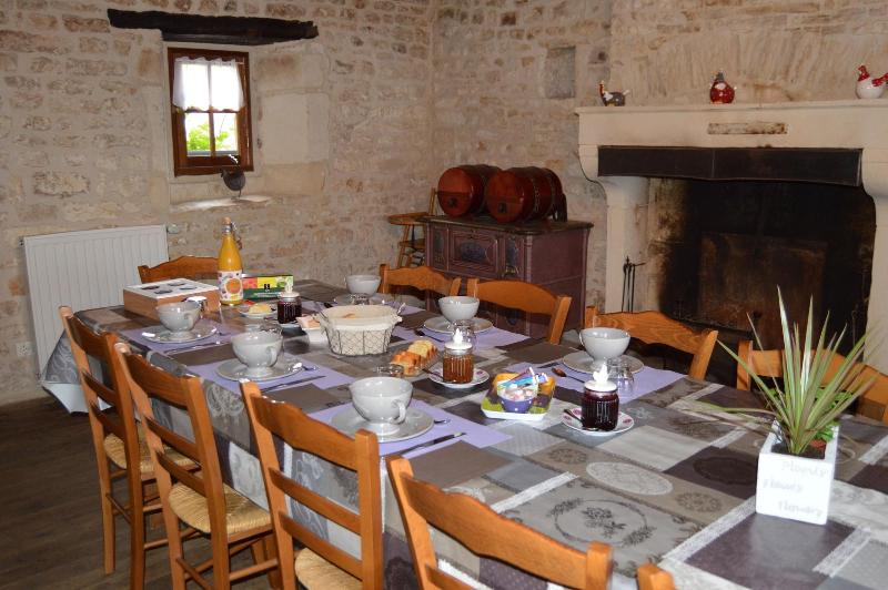 Les Chenêts image