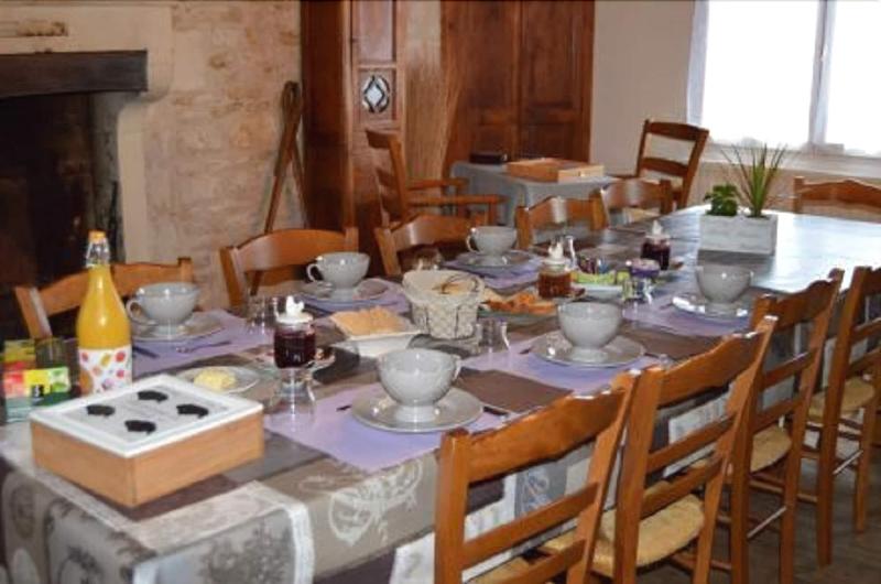 Les Chenêts image