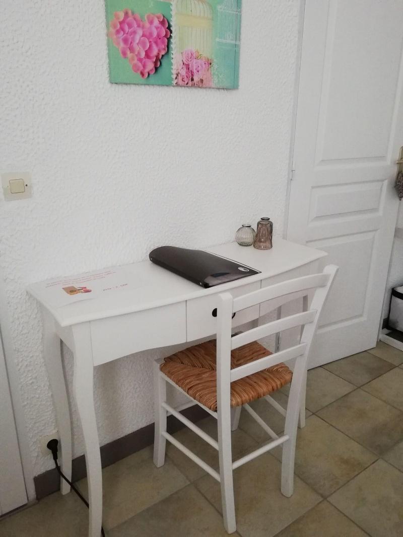 Les Chenêts image
