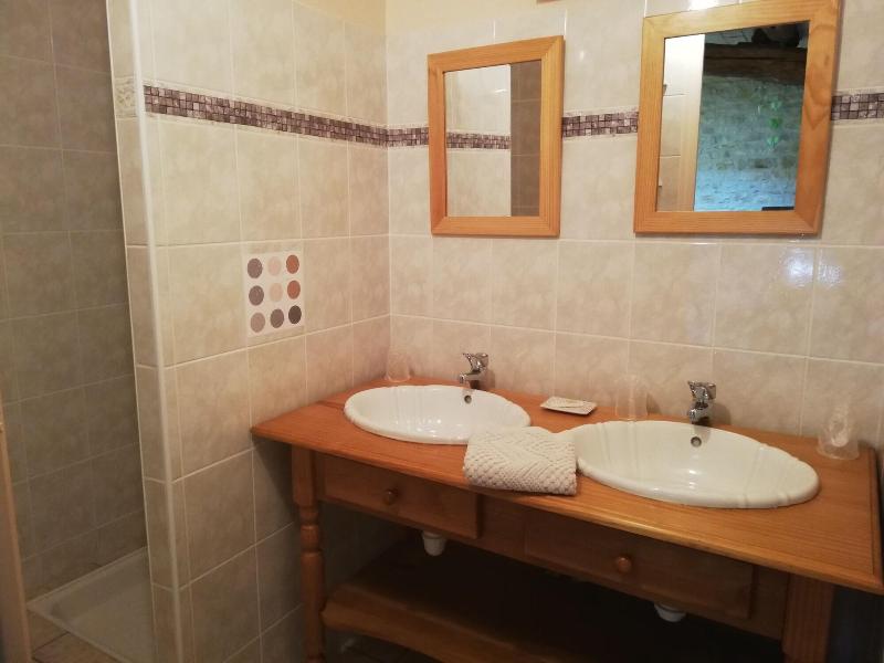 Les Chenêts image