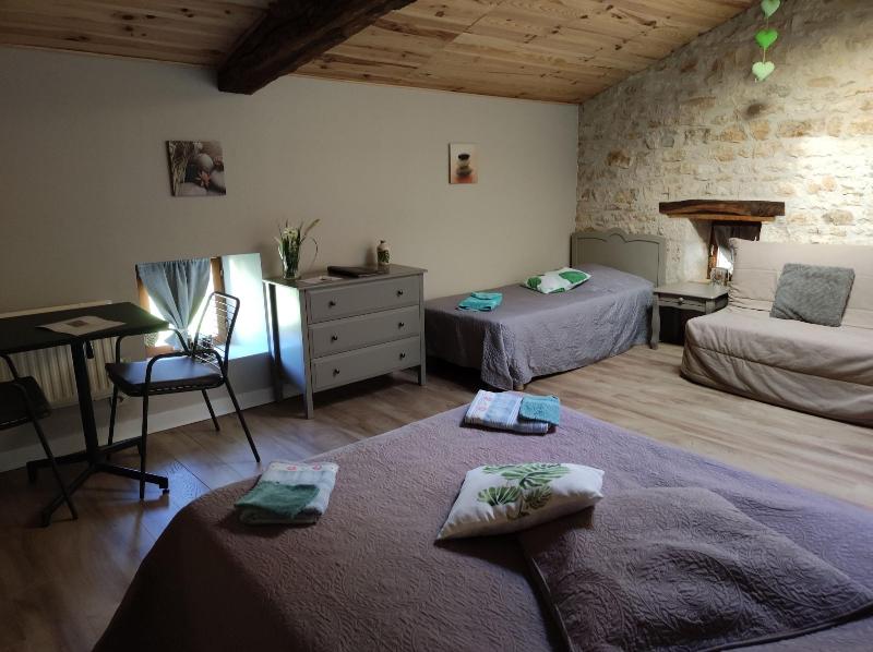 Les Chenêts image