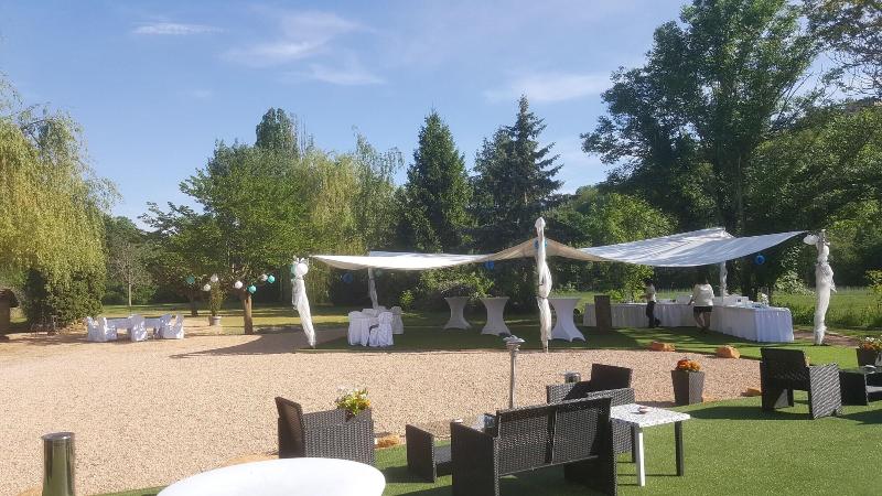 Domaine des Pierres Dorées image