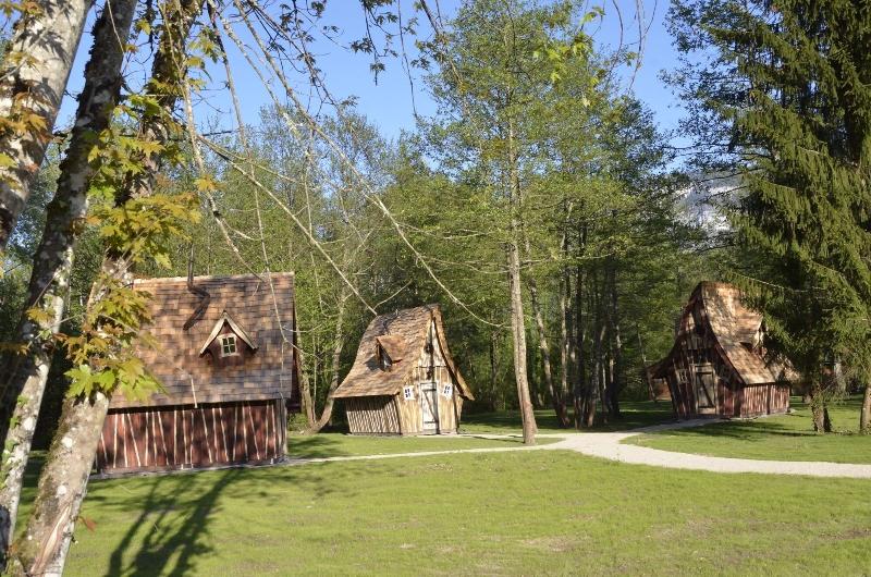 Les Lodges Du Lac image
