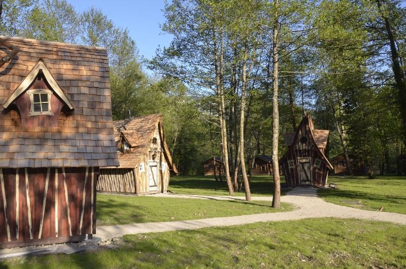 Les Lodges Du Lac image