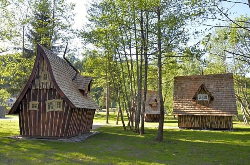 Les Lodges Du Lac image