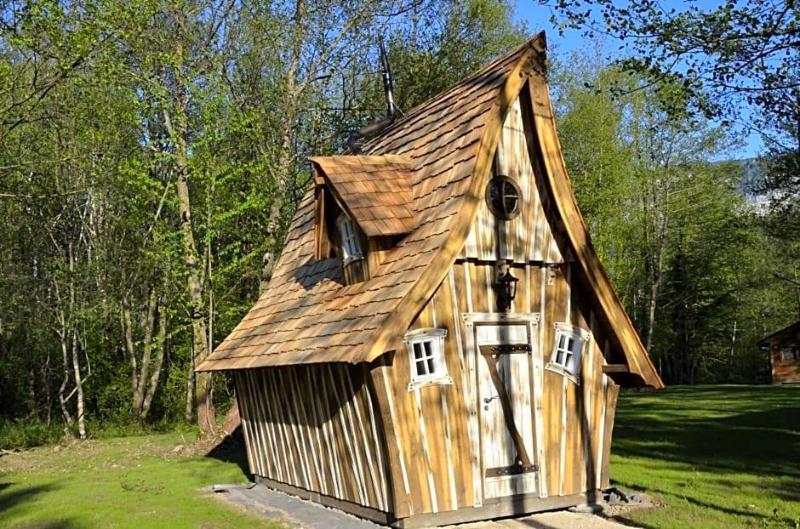 Les Lodges Du Lac image