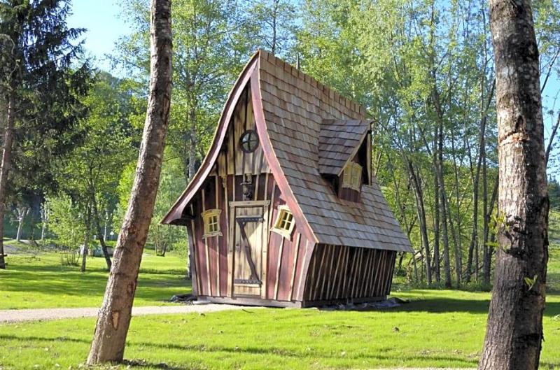Les Lodges Du Lac image