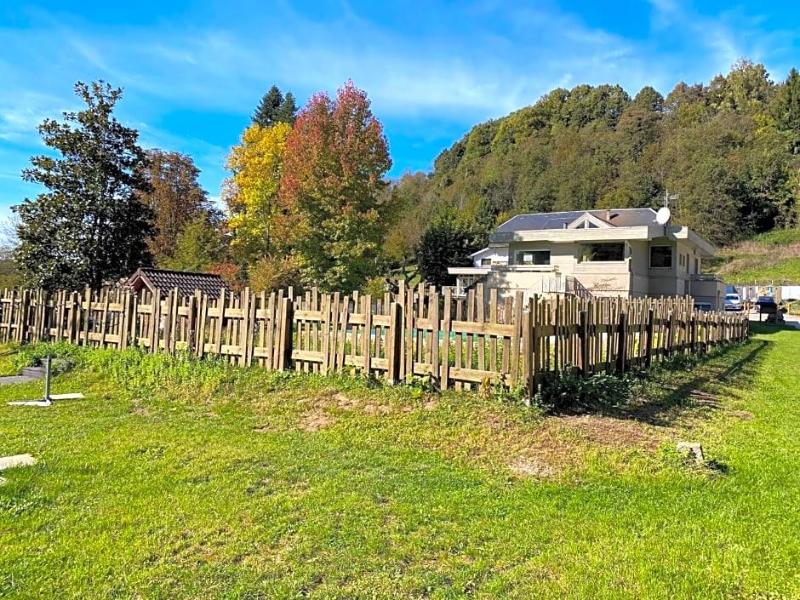Les Lodges Du Lac image