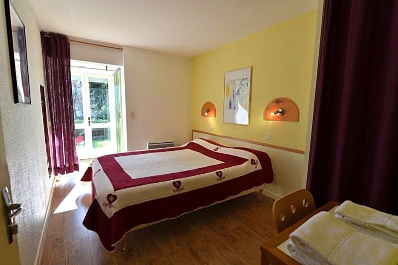 Les Lodges Du Lac image