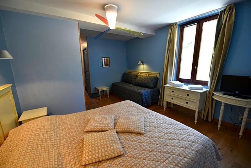 Les Lodges Du Lac image