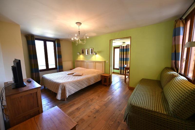 Les Lodges Du Lac image