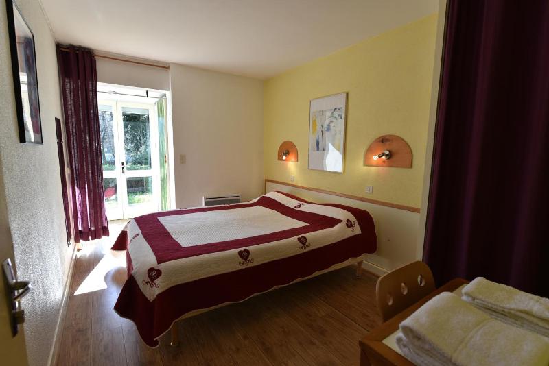 Les Lodges Du Lac image