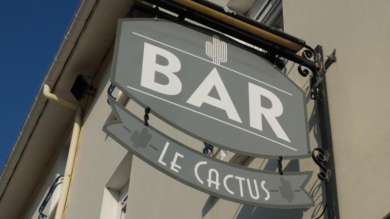 Hôtel Les Pins image