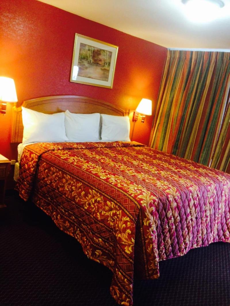 Voyager Inn image 9