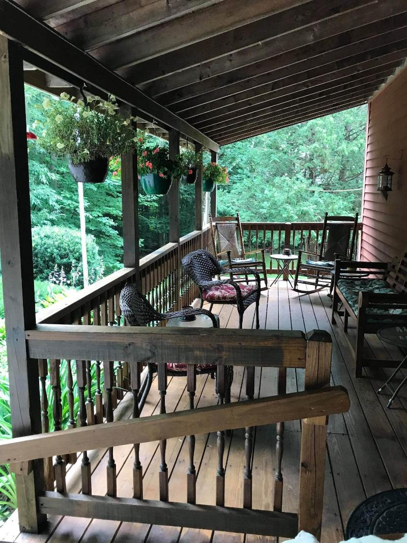 Evergreen Valley Inn image