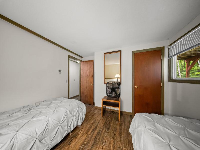 Evergreen Valley Inn image