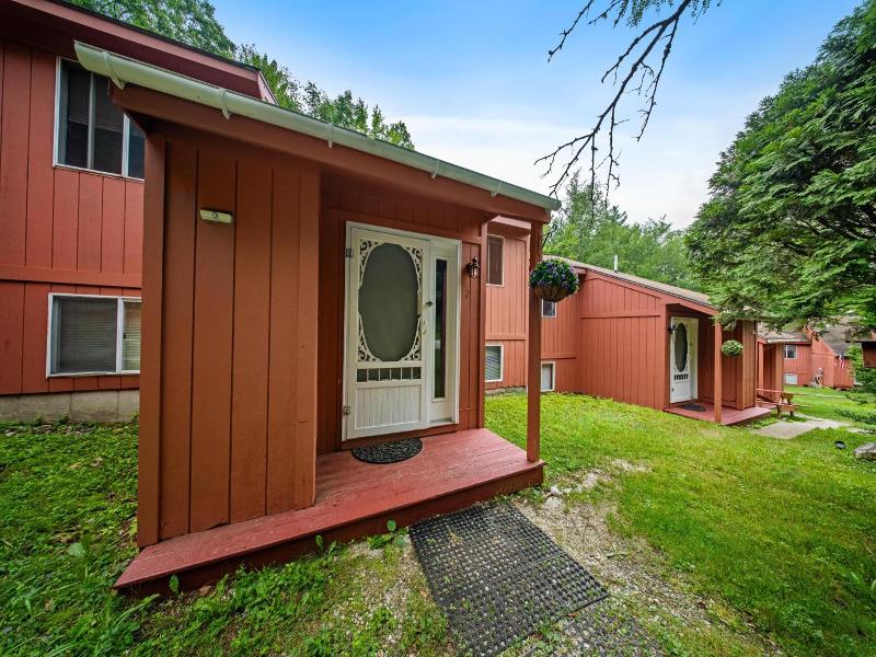 Evergreen Valley Inn image