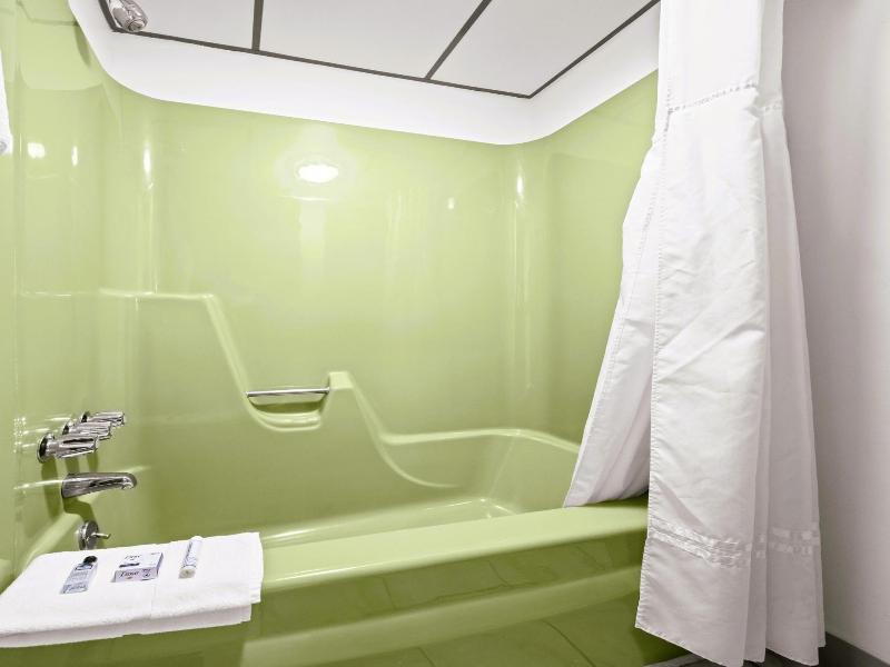 Evergreen Valley Inn image