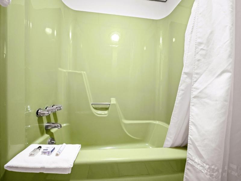 Evergreen Valley Inn image
