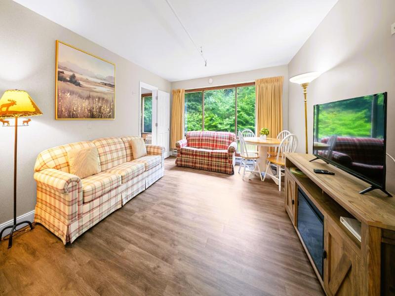 Evergreen Valley Inn image