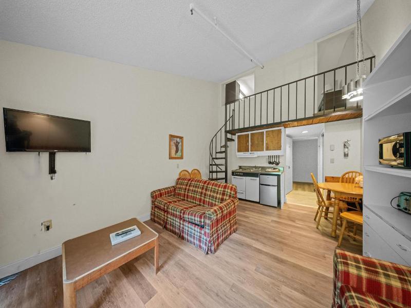 Evergreen Valley Inn image 8