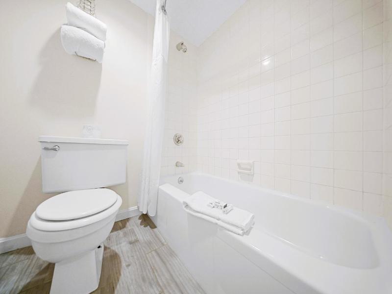 Evergreen Valley Inn image 3
