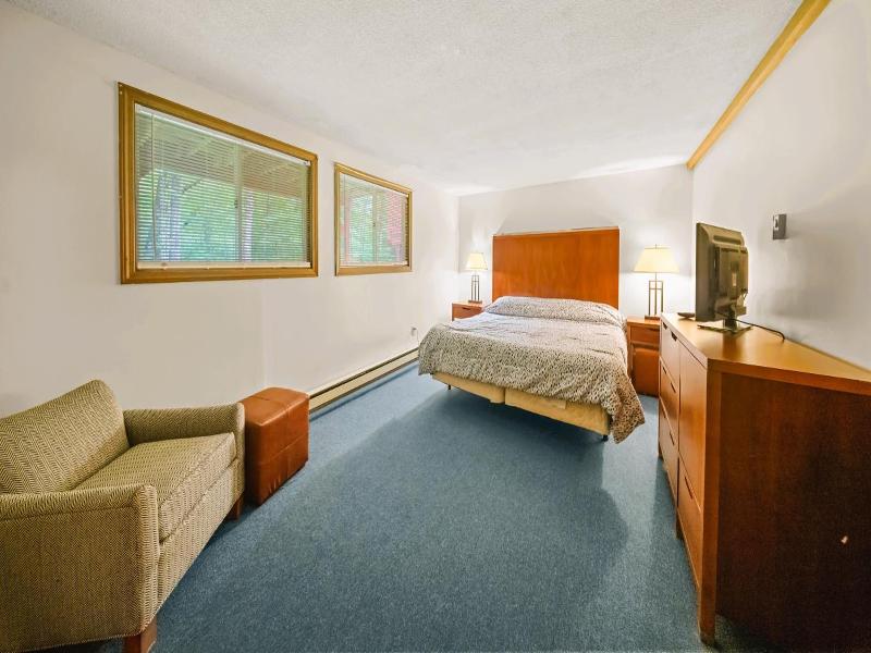 Evergreen Valley Inn image 1