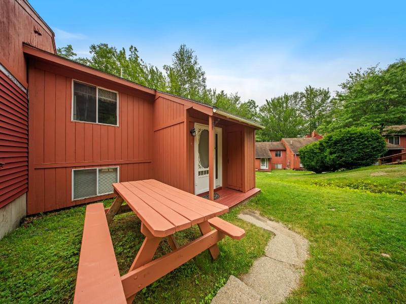 Evergreen Valley Inn image