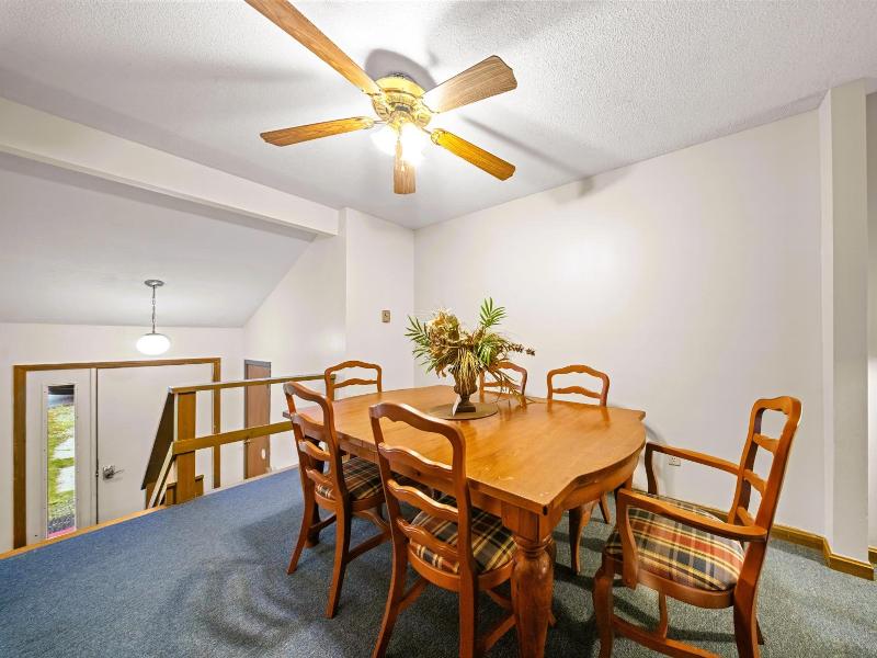 Evergreen Valley Inn image
