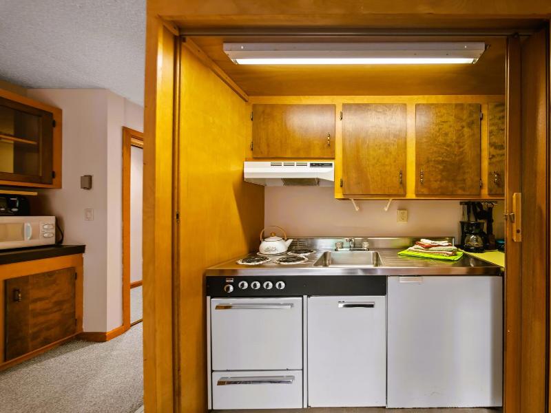 Evergreen Valley Inn image