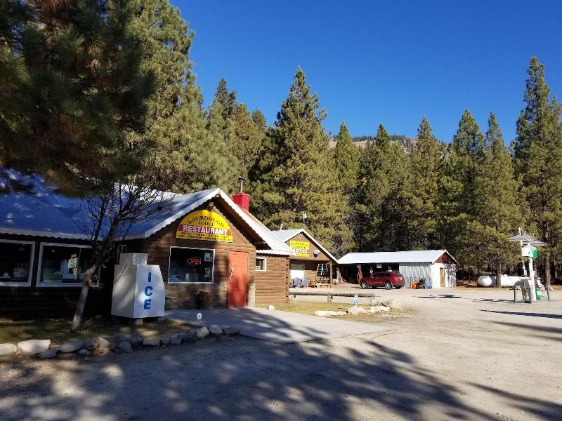Sourdough Lodge — general view