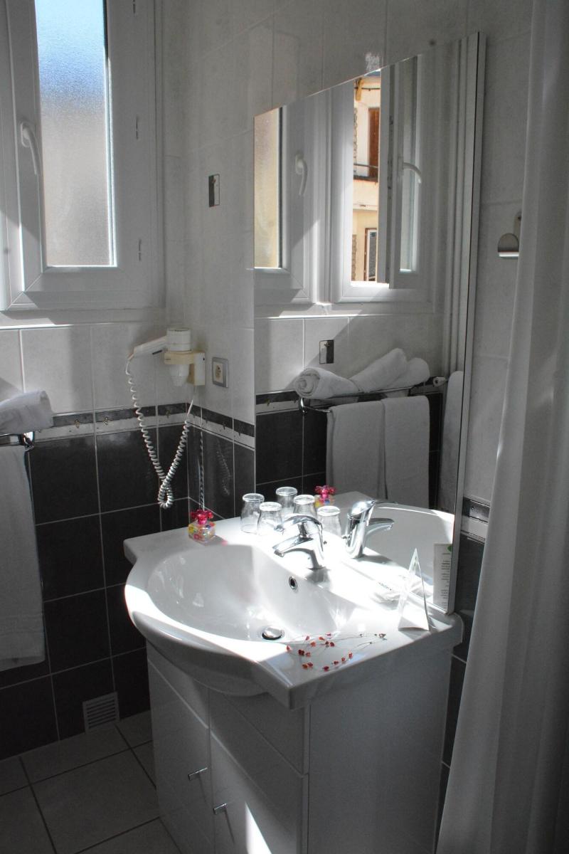 Logis Hotel de France image
