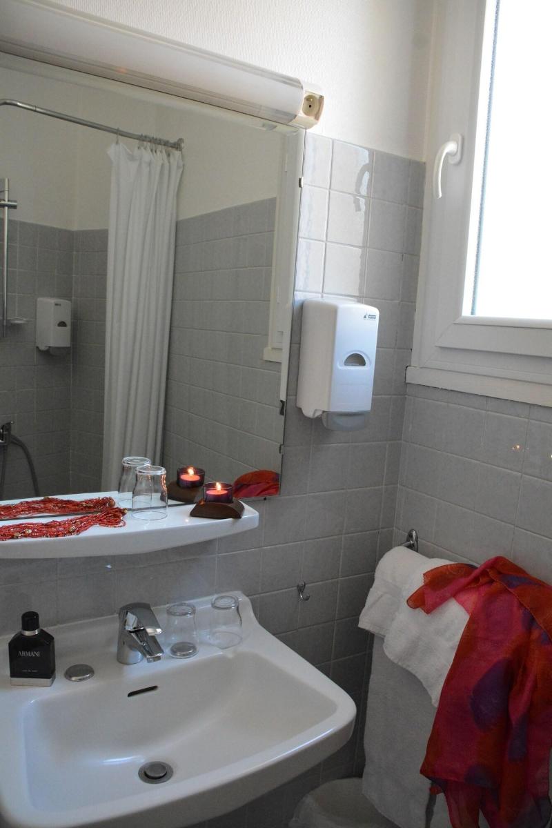 Logis Hotel de France image