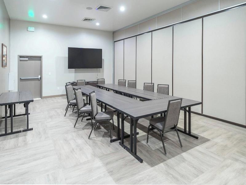 Springhill Suites By Marriott Island Park Yellowst image